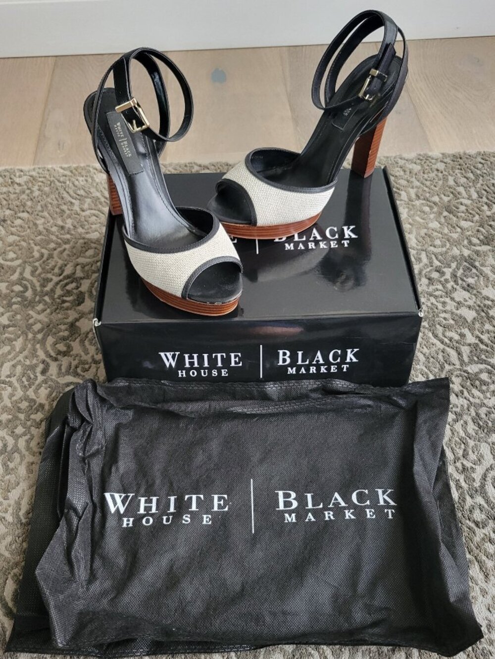 White House Black Market Celina Block Ankle-Strap Platform Heel Sandals Size 8